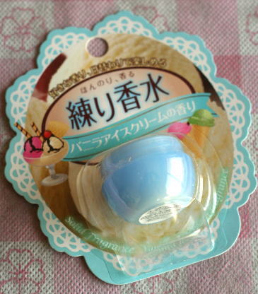 練り香水 バニラアイスクリームの香り